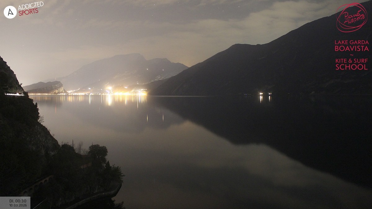 Archived image Webcam Lake Garda - Capo Reamol