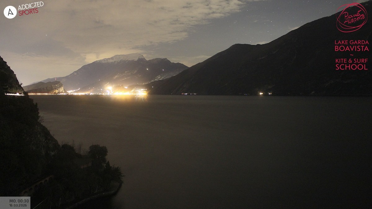 Archived image Webcam Lake Garda - Capo Reamol