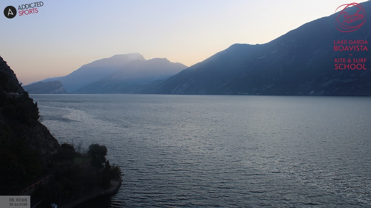 Archived image Webcam Lake Garda - Capo Reamol