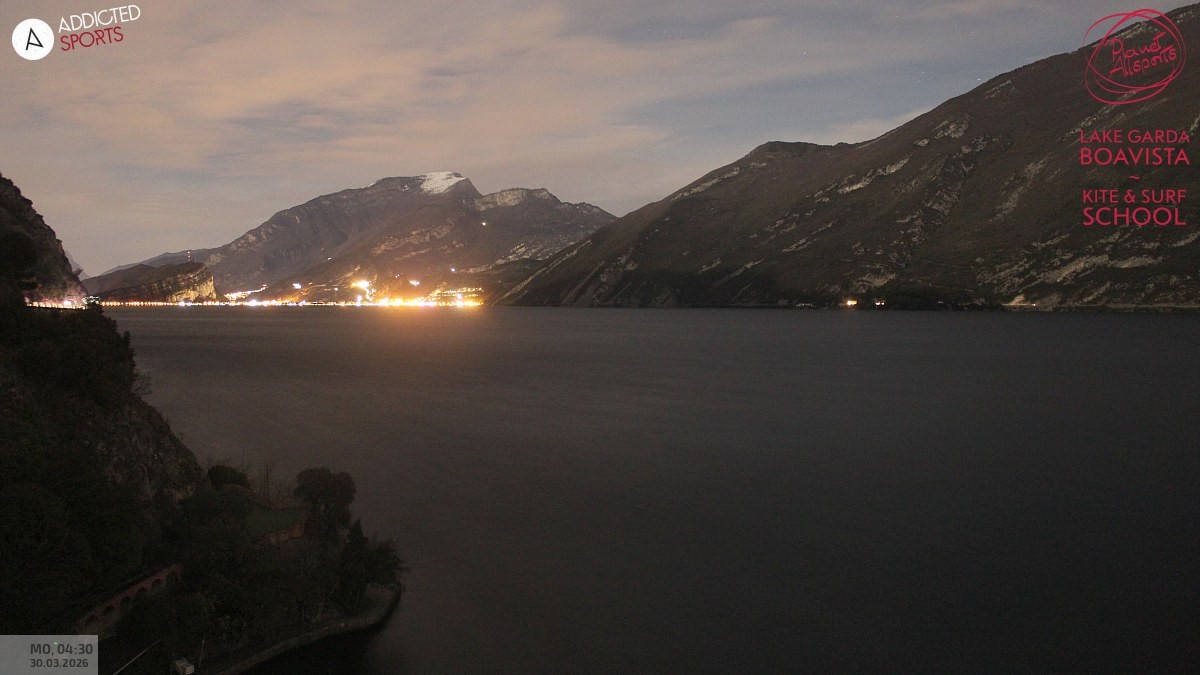 Archived image Webcam Lake Garda - Capo Reamol