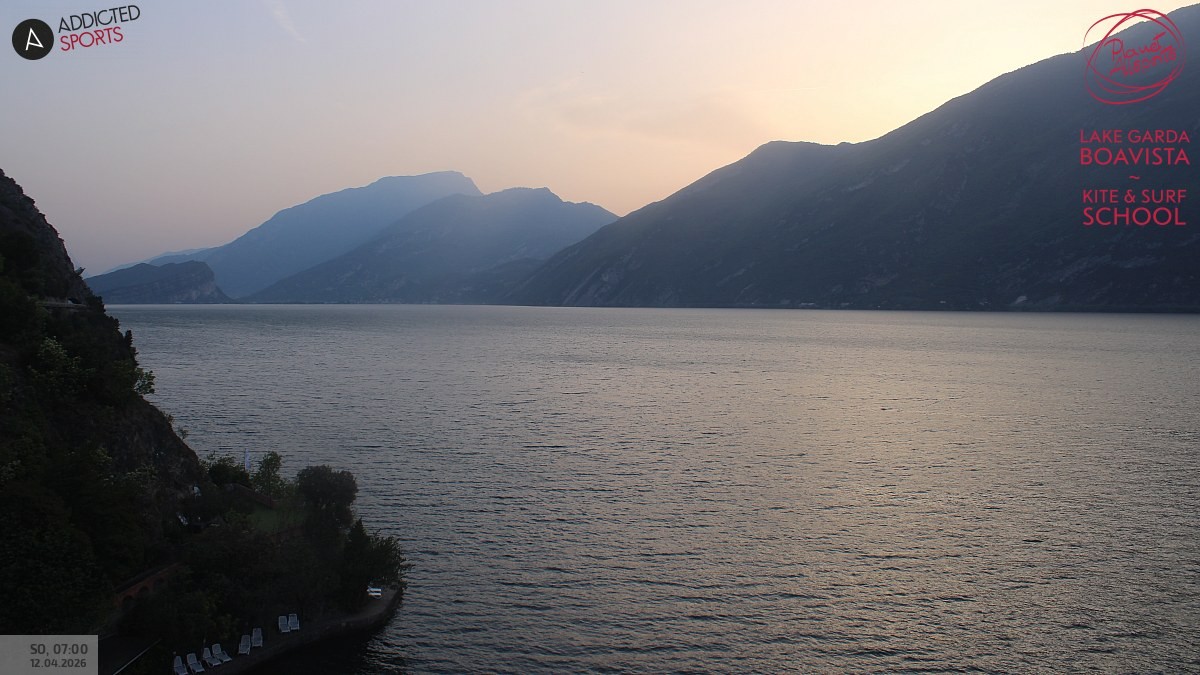 Archiv Foto Webcam Gardasee - Capo Reamol
