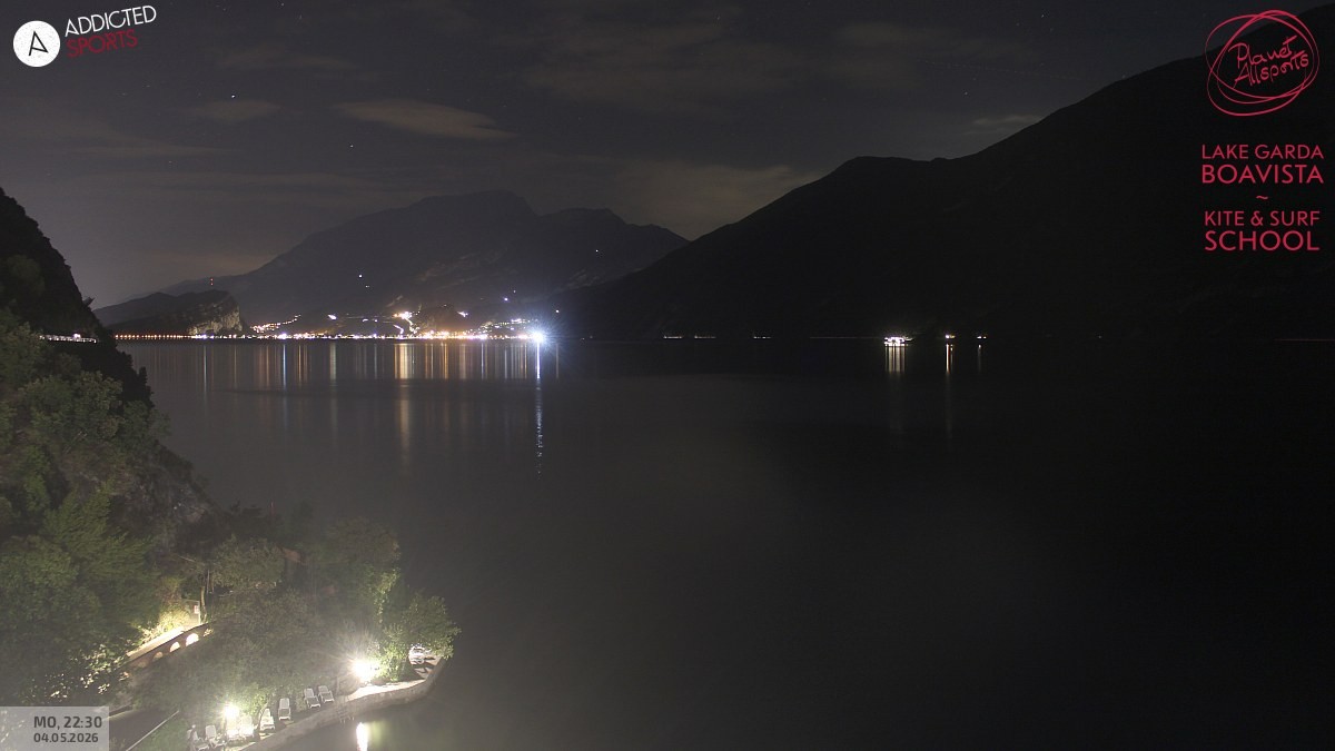 Archived image Webcam Lake Garda - Capo Reamol