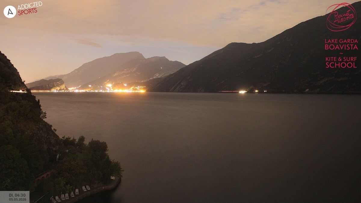 Archived image Webcam Lake Garda - Capo Reamol