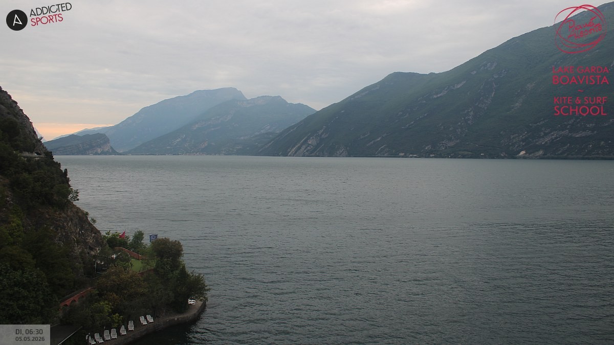 Archived image Webcam Lake Garda - Capo Reamol