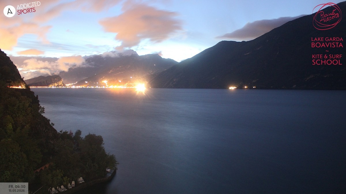 Archived image Webcam Lake Garda - Capo Reamol