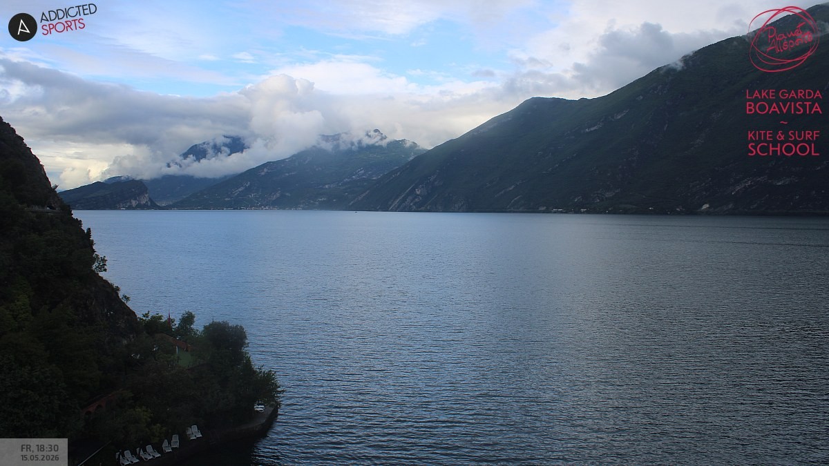 Archived image Webcam Lake Garda - Capo Reamol