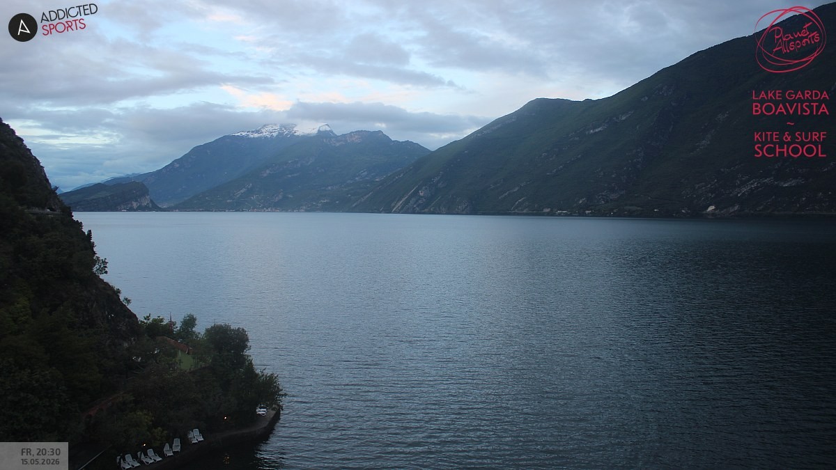 Archived image Webcam Lake Garda - Capo Reamol