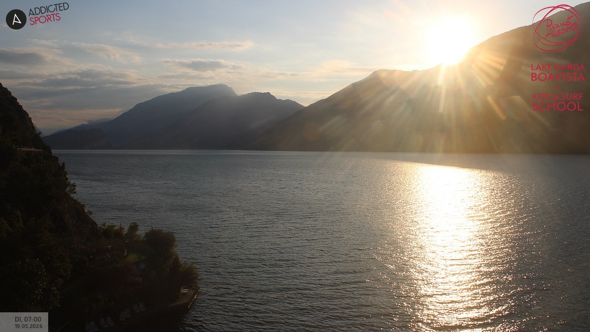 Archiv Foto Webcam Gardasee - Capo Reamol