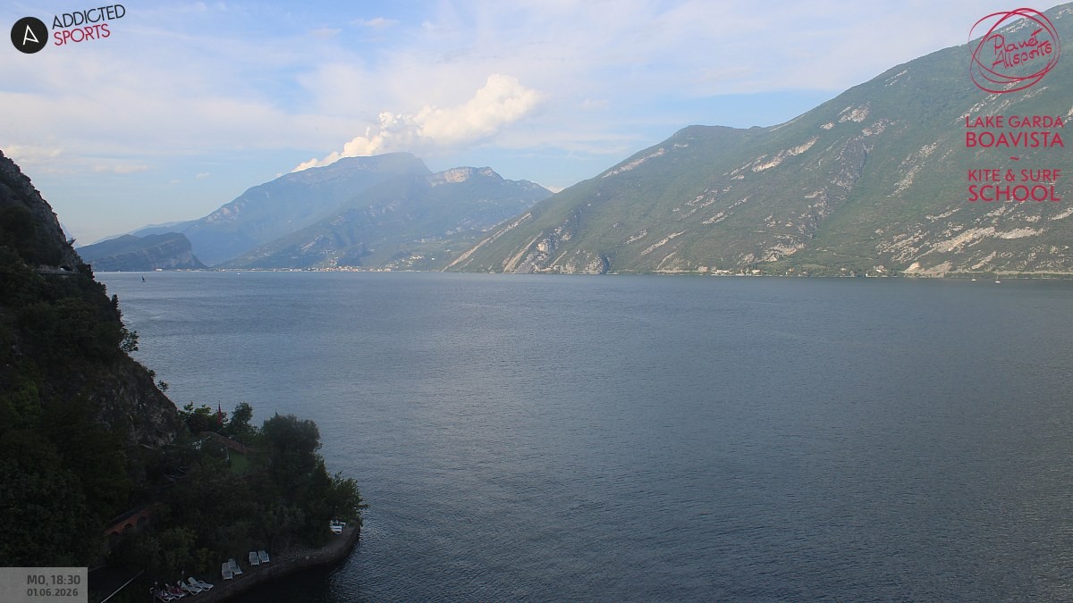 Archived image Webcam Lake Garda - Capo Reamol
