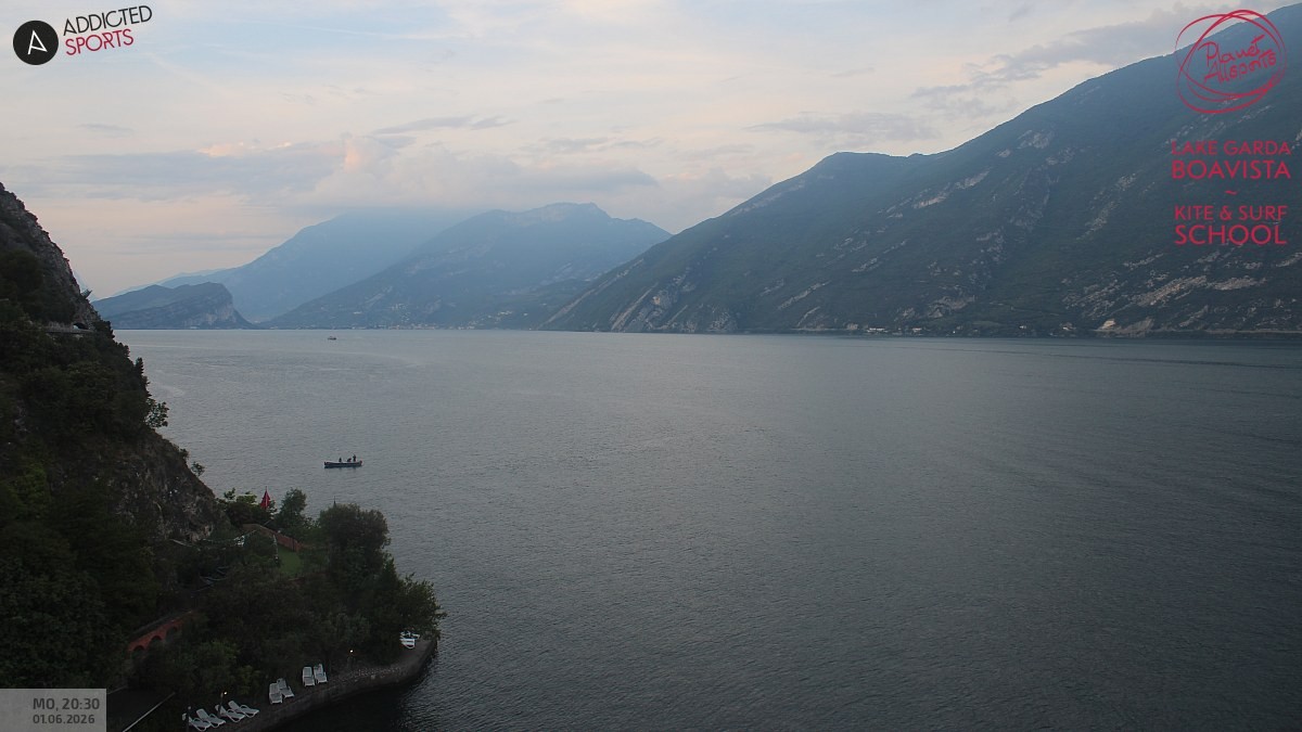 Archived image Webcam Lake Garda - Capo Reamol