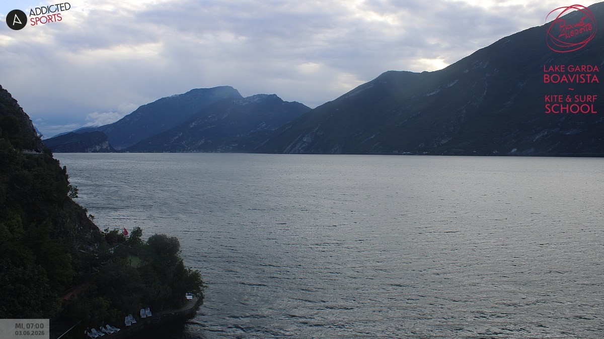 Archived image Webcam Lake Garda - Capo Reamol