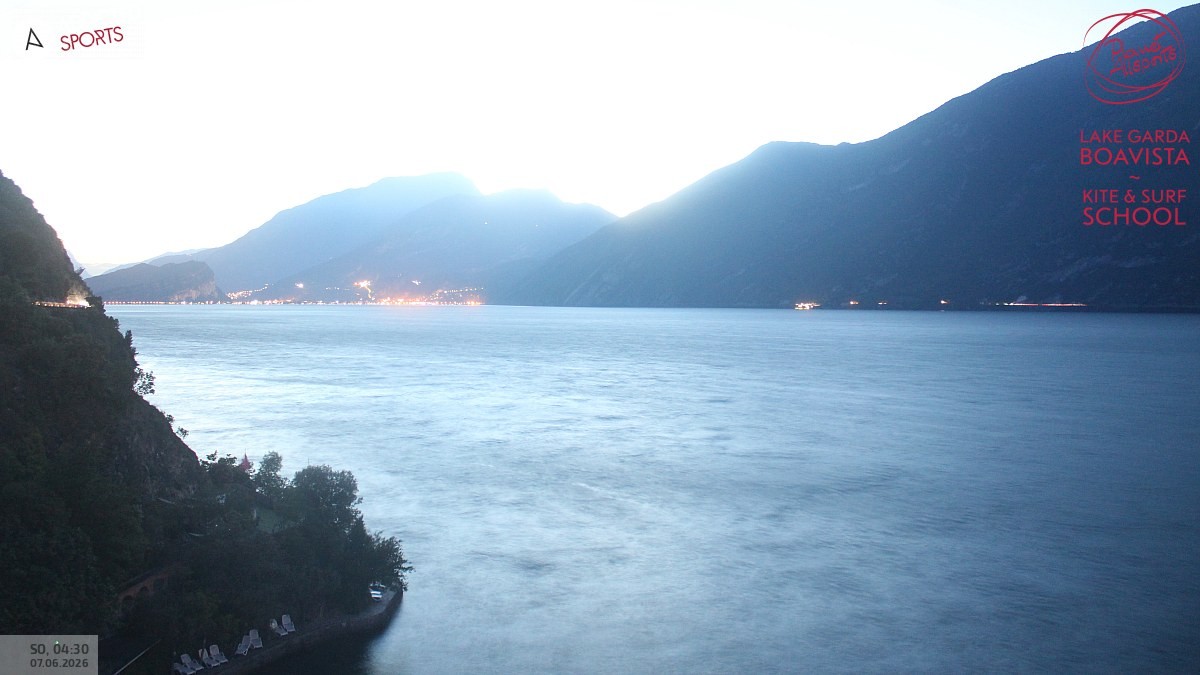 Archived image Webcam Lake Garda - Capo Reamol