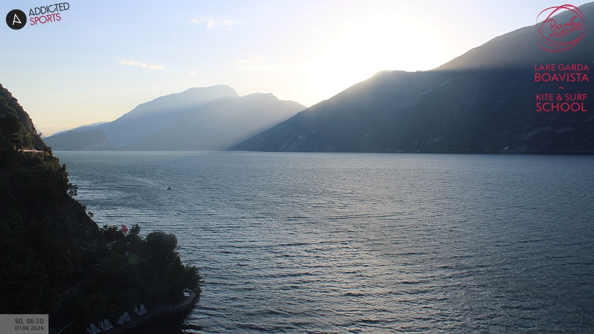 Archived image Webcam Lake Garda - Capo Reamol