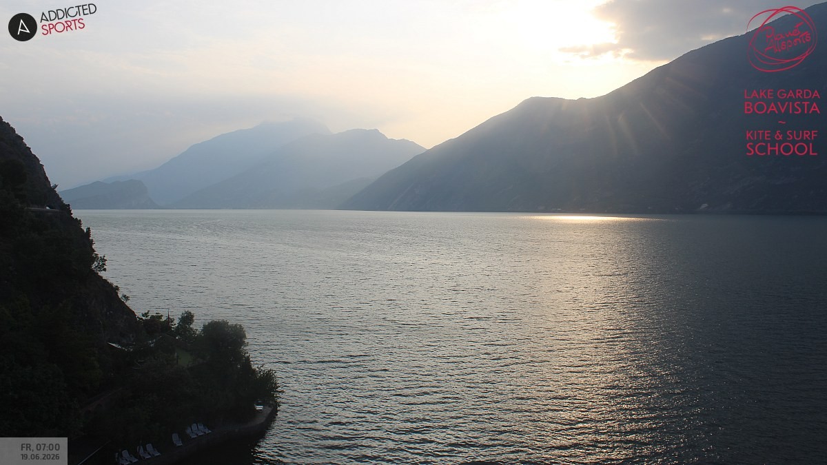 Archived image Webcam Lake Garda - Capo Reamol