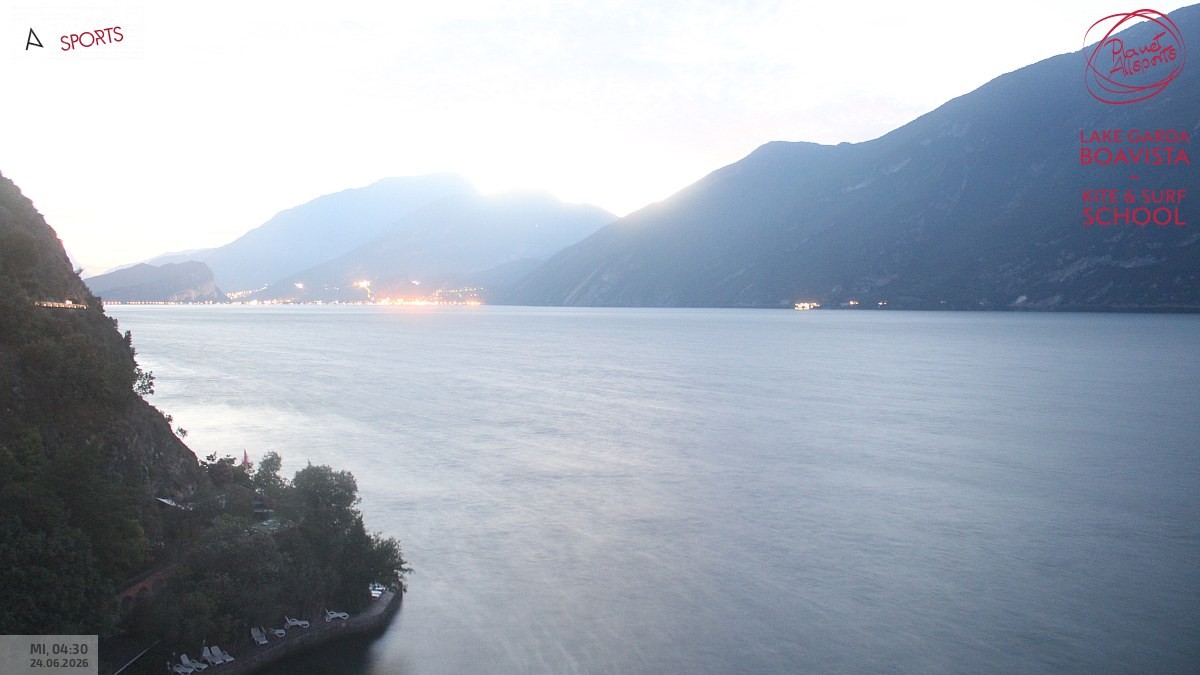 Archived image Webcam Lake Garda - Capo Reamol