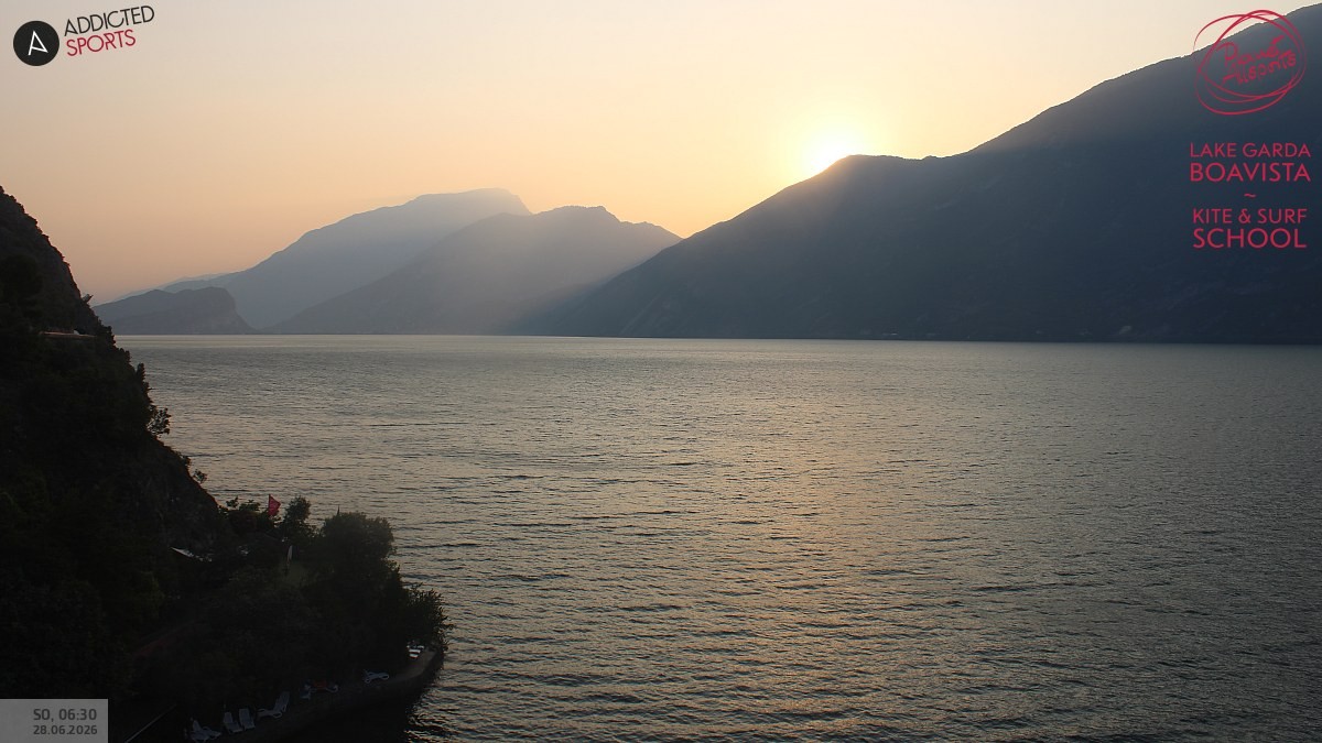 Archived image Webcam Lake Garda - Capo Reamol