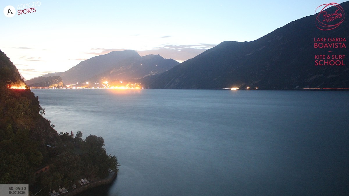 Archived image Webcam Lake Garda - Capo Reamol