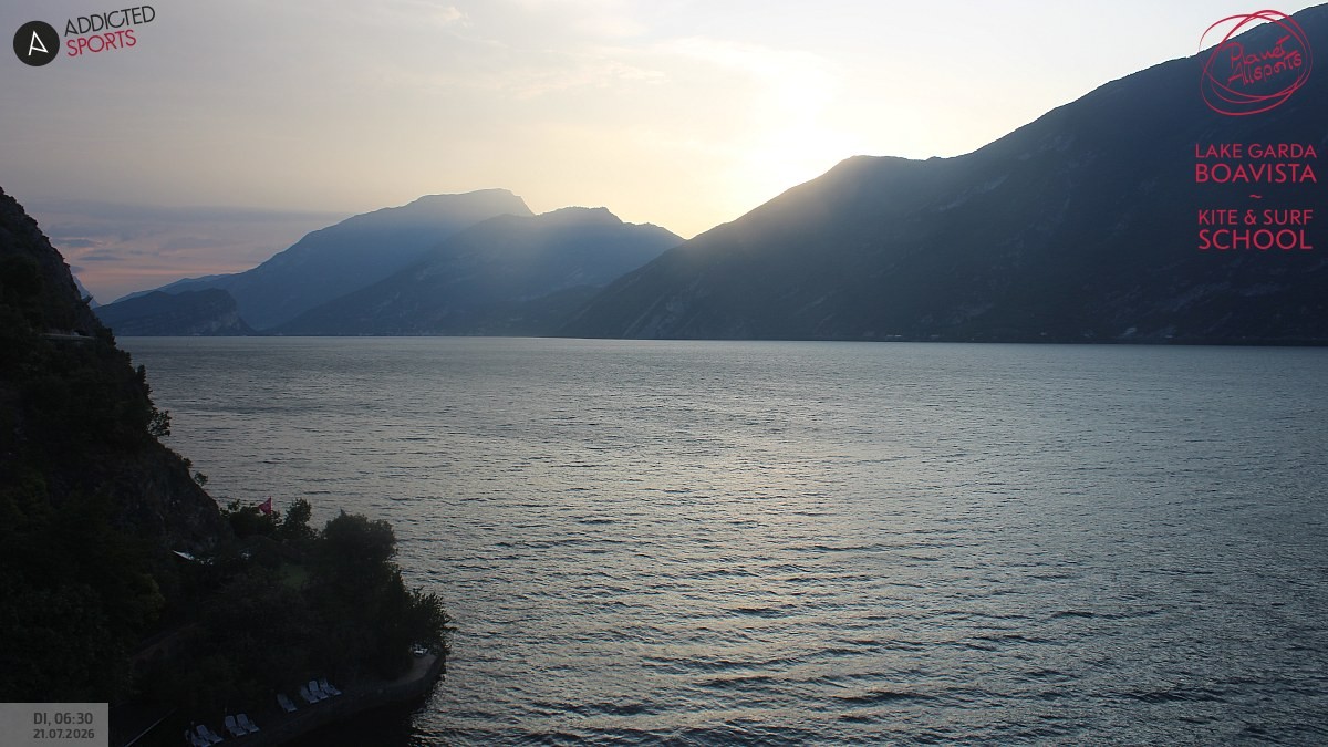 Archiv Foto Webcam Gardasee - Capo Reamol
