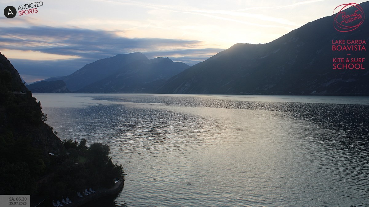 Archived image Webcam Lake Garda - Capo Reamol