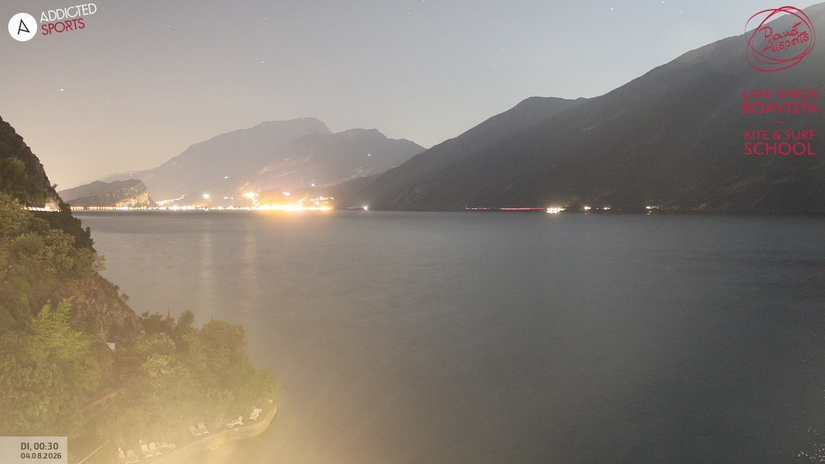 Archived image Webcam Lake Garda - Capo Reamol