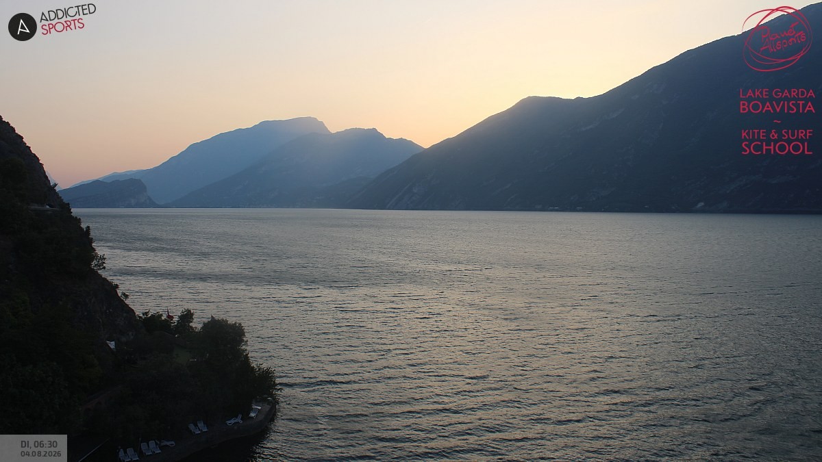 Archiv Foto Webcam Gardasee - Capo Reamol