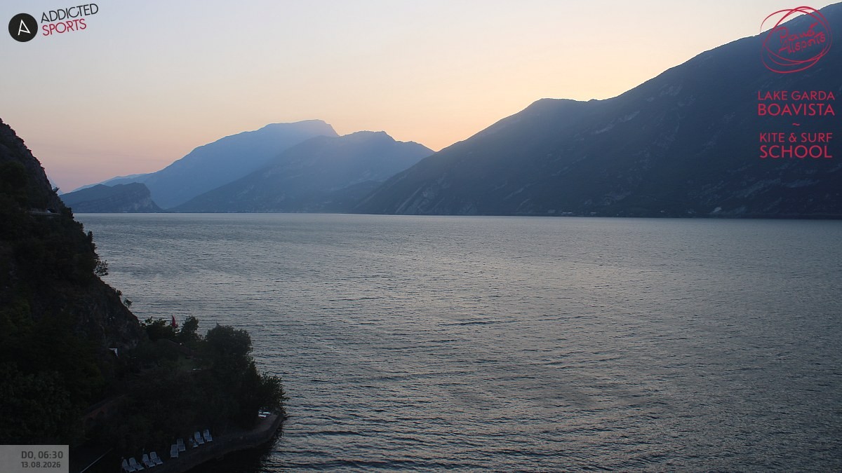 Archived image Webcam Lake Garda - Capo Reamol