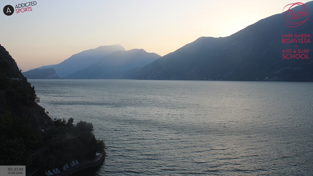Archived image Webcam Lake Garda - Capo Reamol