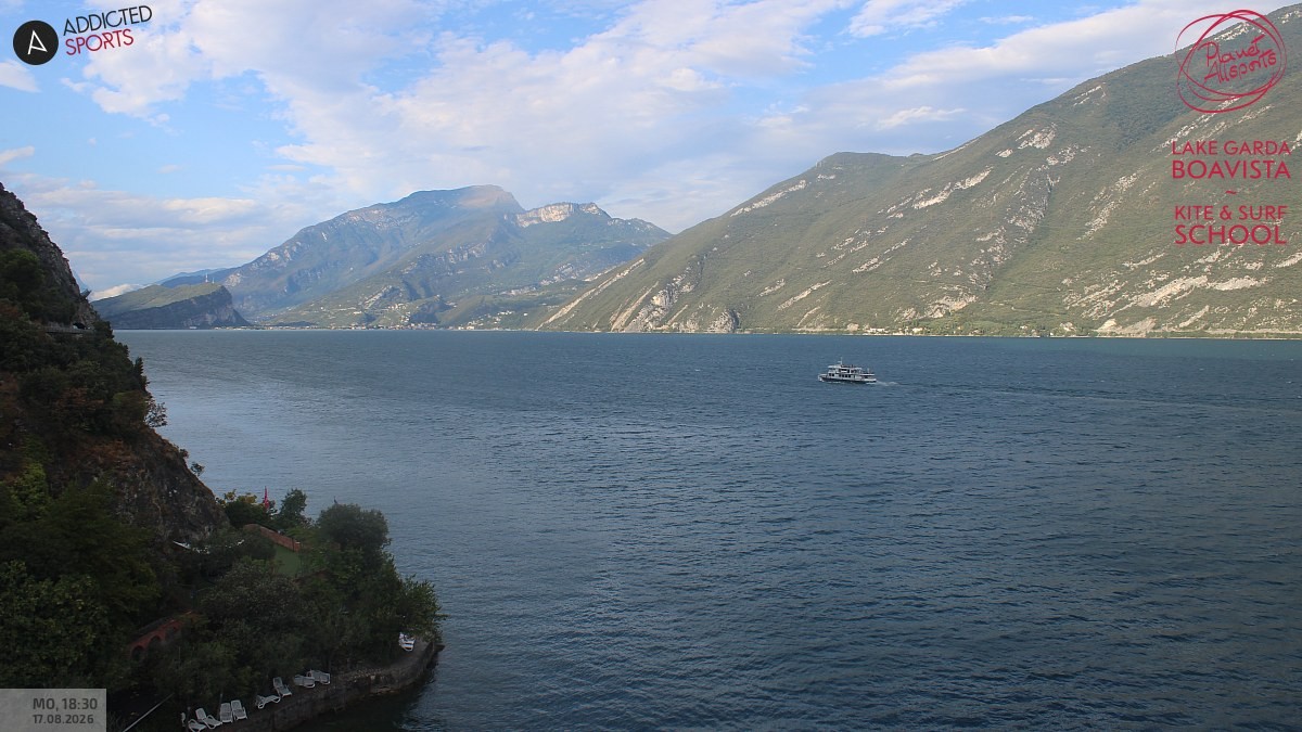 Archived image Webcam Lake Garda - Capo Reamol