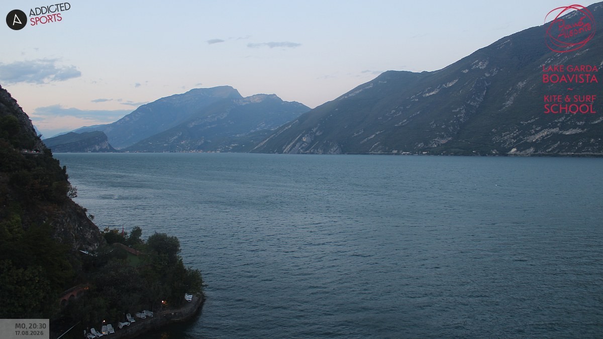 Archived image Webcam Lake Garda - Capo Reamol