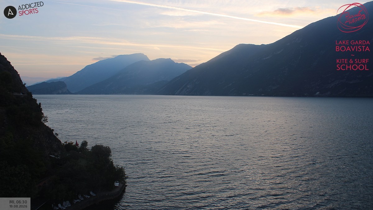 Archived image Webcam Lake Garda - Capo Reamol