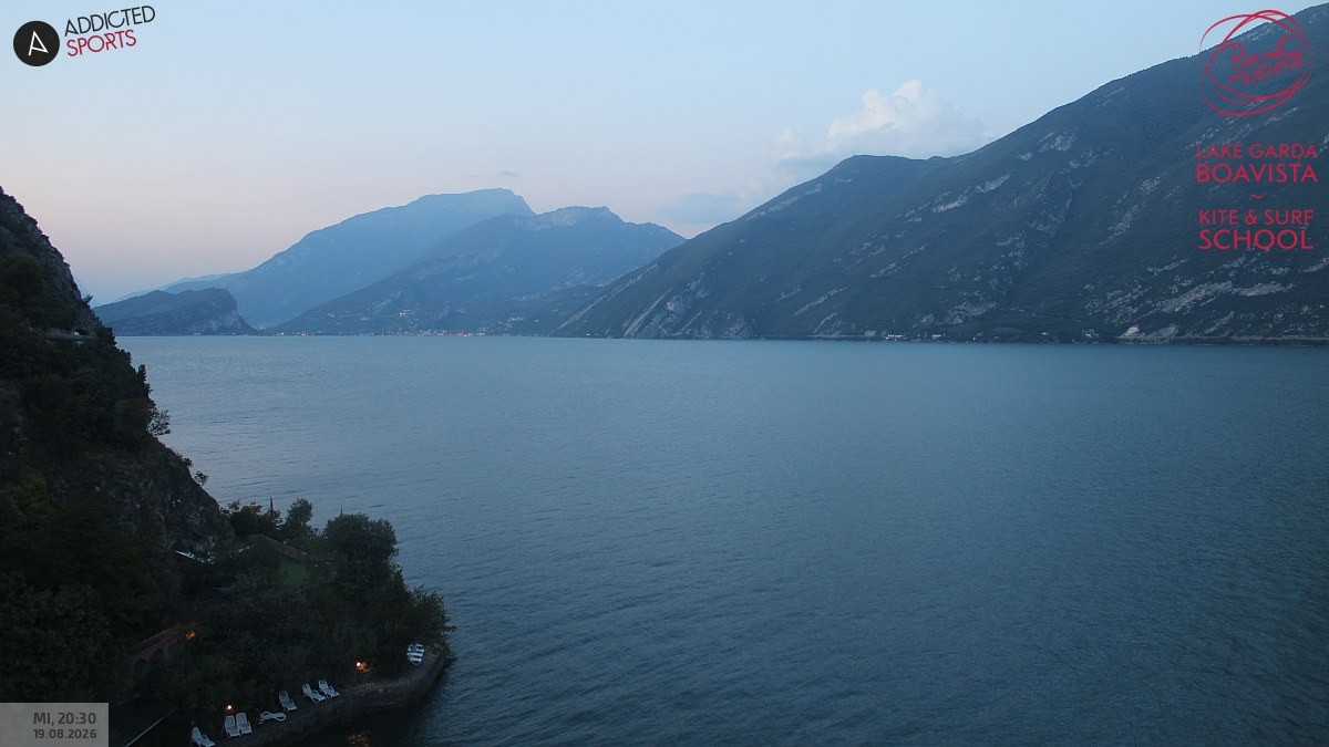 Archived image Webcam Lake Garda - Capo Reamol