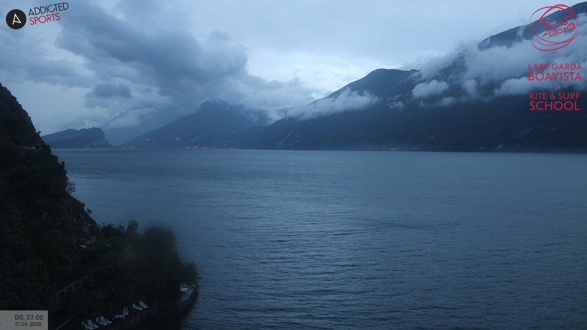 Archived image Webcam Lake Garda - Capo Reamol