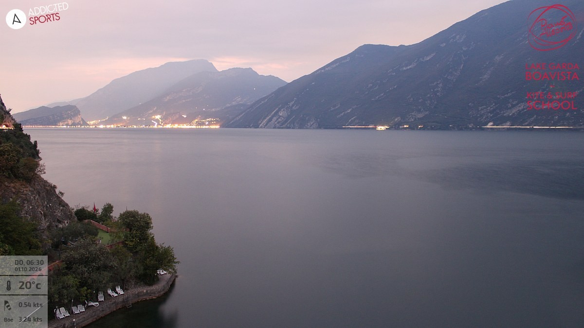 Archived image Webcam Lake Garda - Capo Reamol