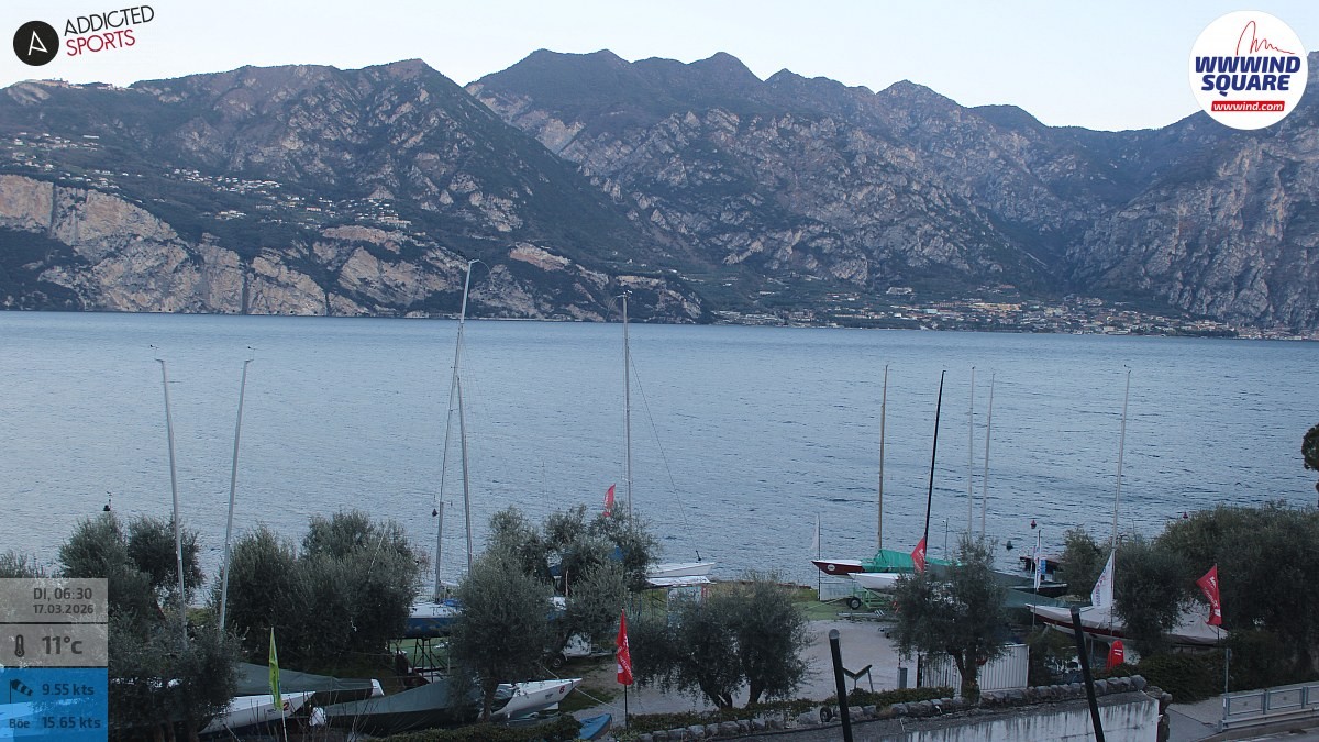Archived image Webcam Lake Garda - Malcesine