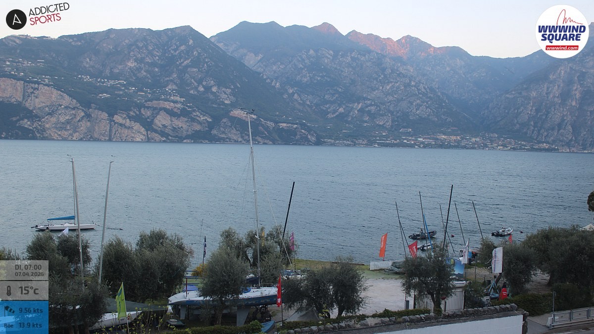 Archived image Webcam Lake Garda - Malcesine