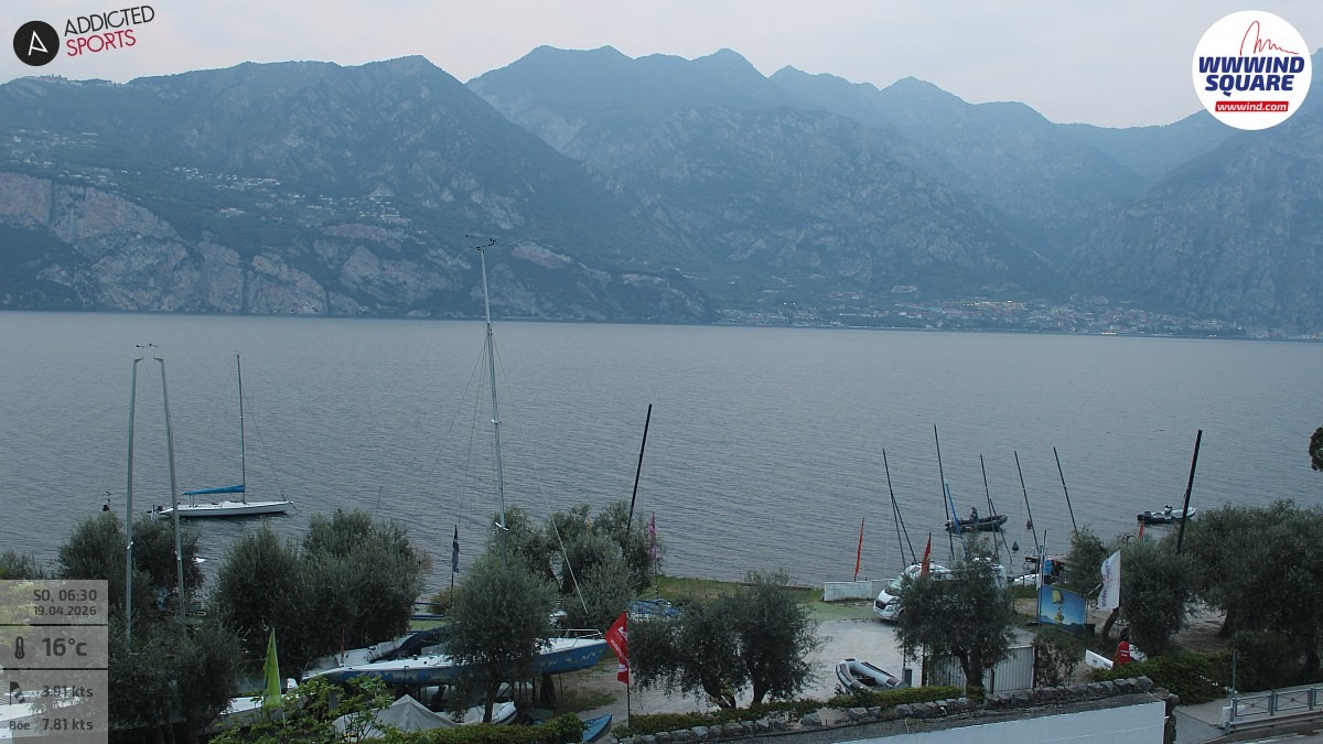 Archived image Webcam Lake Garda - Malcesine