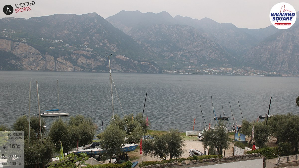 Archived image Webcam Lake Garda - Malcesine