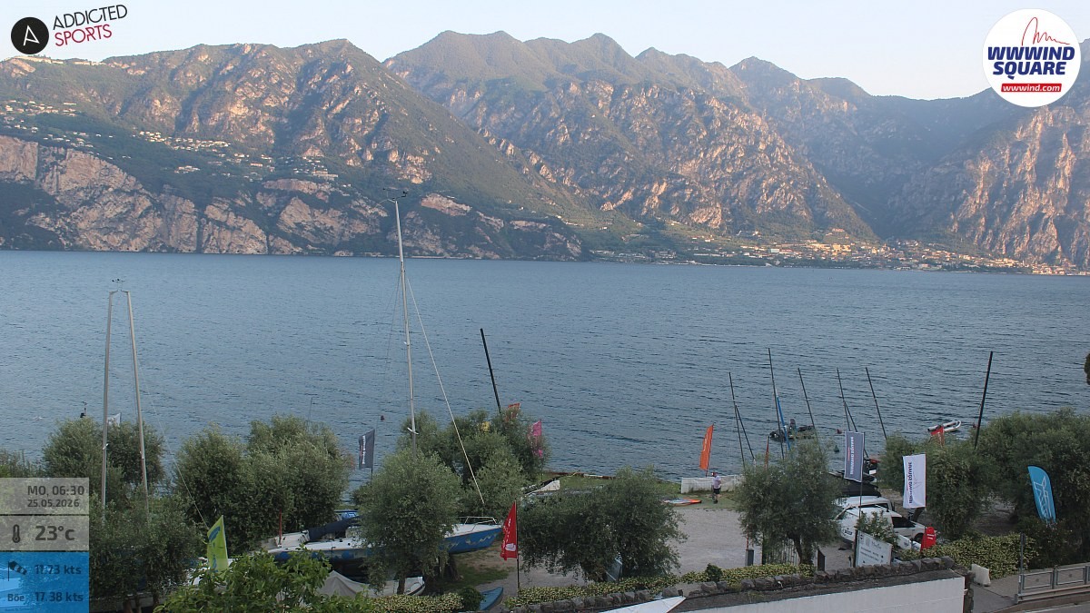 Archiv Foto Webcam Gardasee - Malcesine