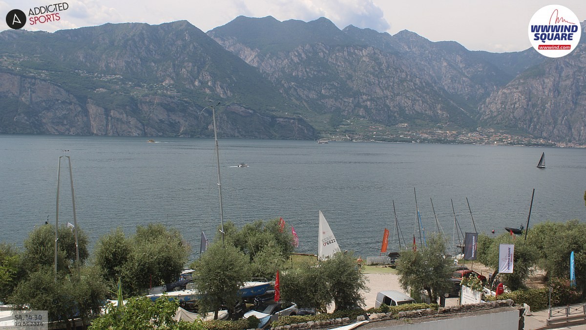 Archived image Webcam Lake Garda - Malcesine