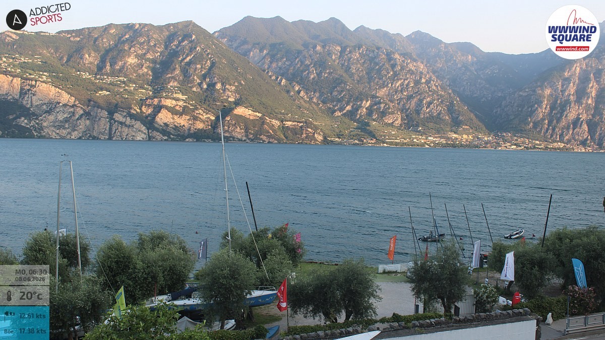 Archived image Webcam Lake Garda - Malcesine