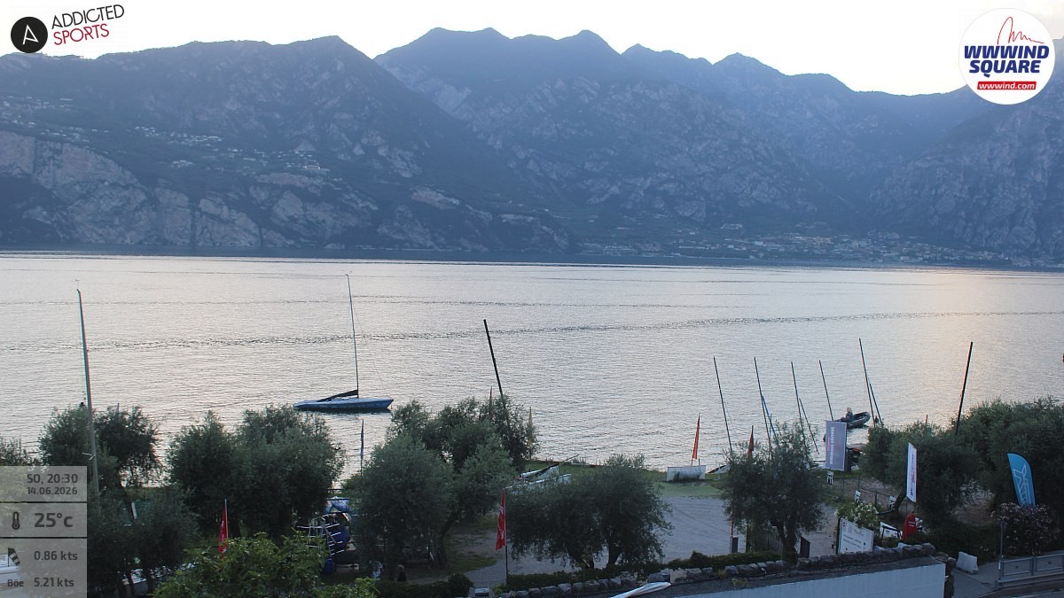 Archiv Foto Webcam Gardasee - Malcesine