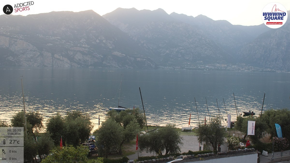 Archived image Webcam Lake Garda - Malcesine