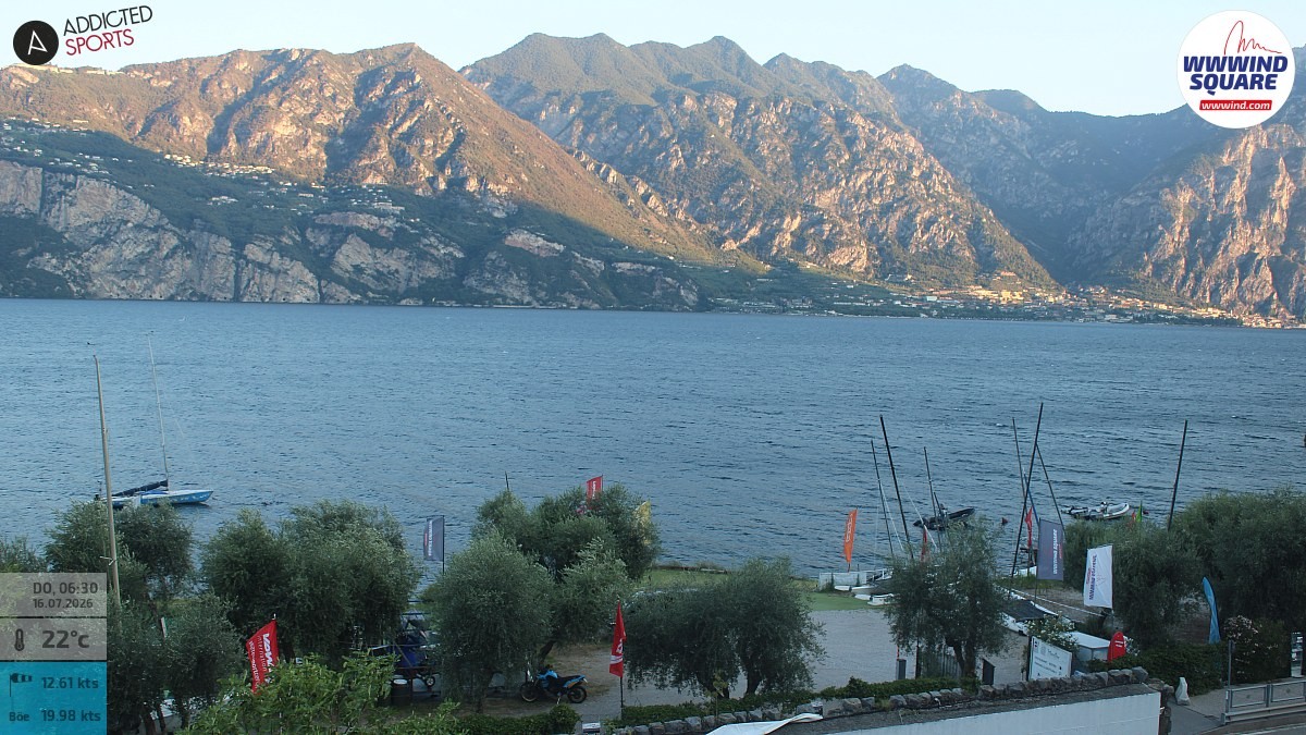 Archiv Foto Webcam Gardasee - Malcesine