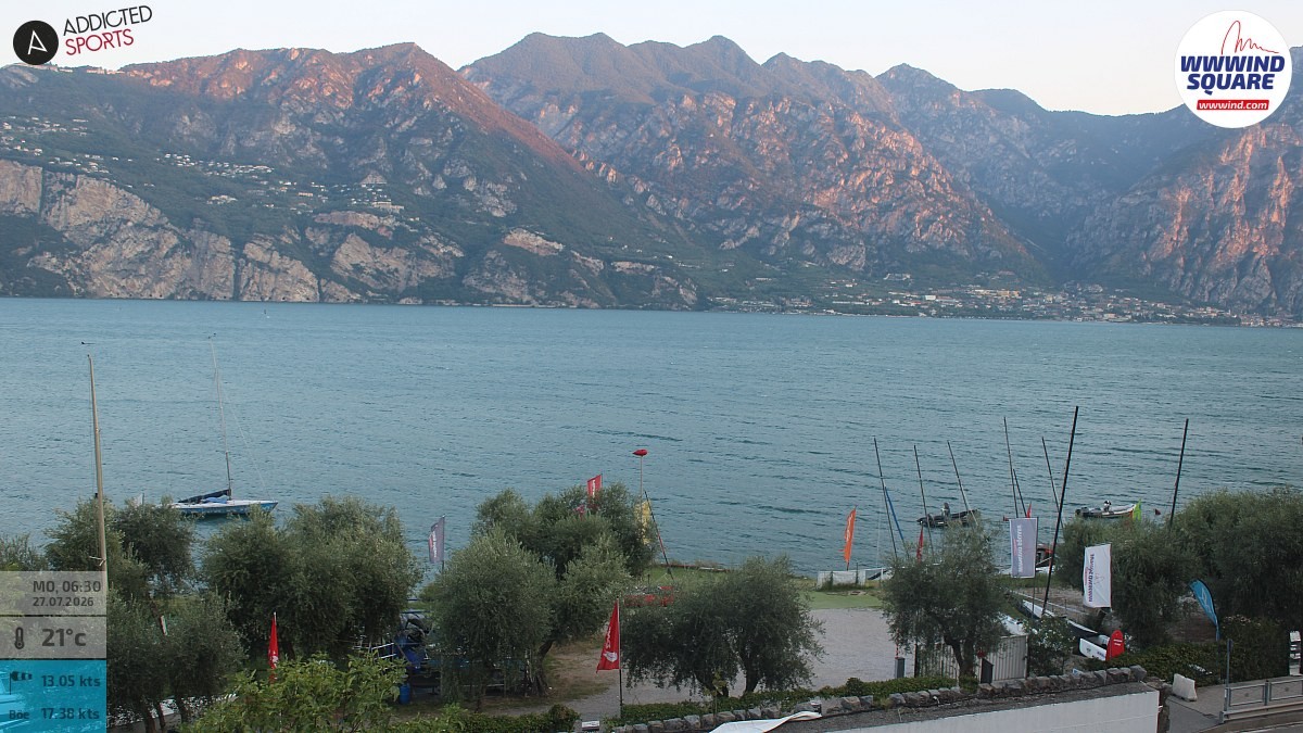 Archived image Webcam Lake Garda - Malcesine