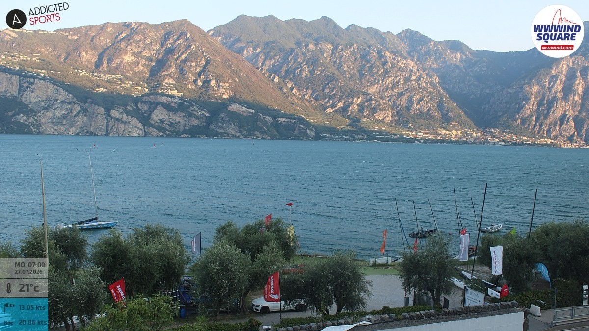 Archived image Webcam Lake Garda - Malcesine