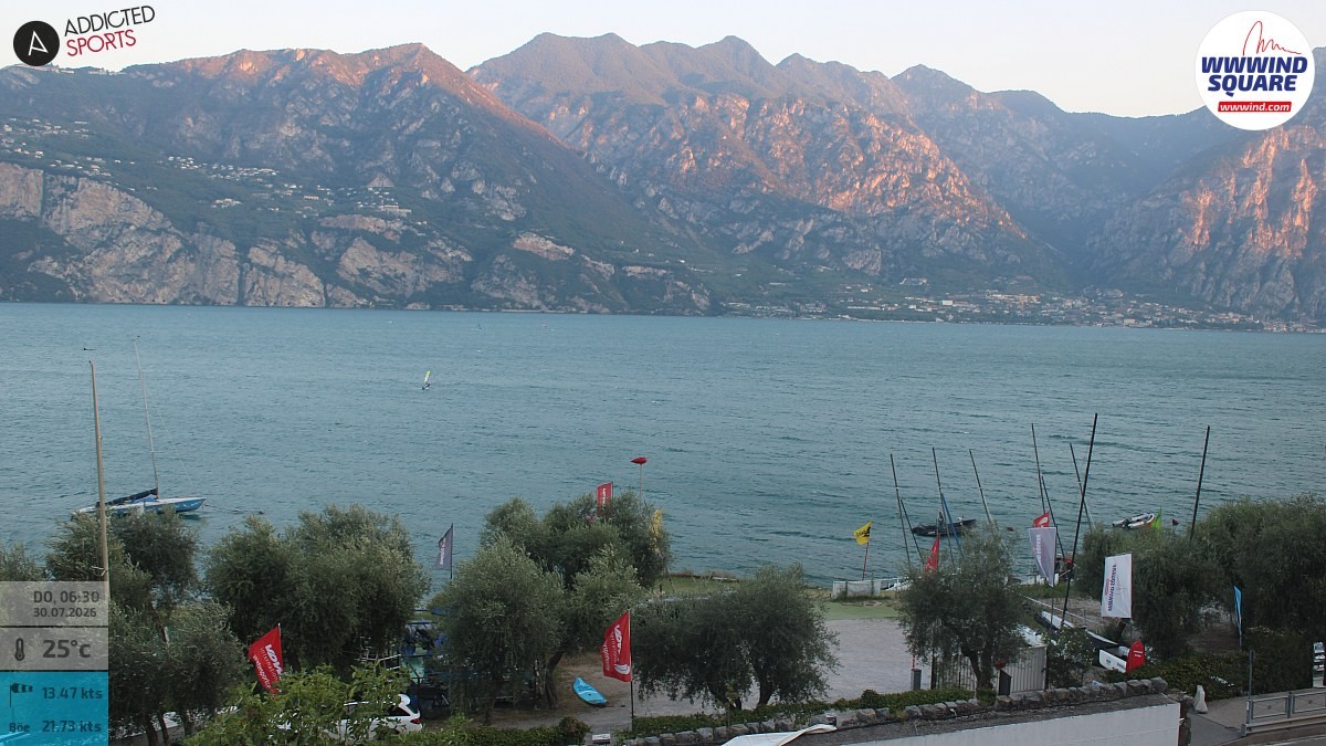 Archived image Webcam Lake Garda - Malcesine