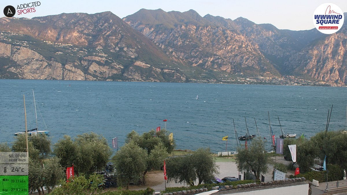 Archived image Webcam Lake Garda - Malcesine