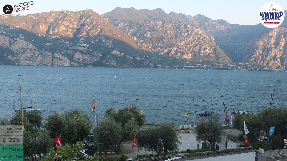 Archiv Foto Webcam Gardasee - Malcesine