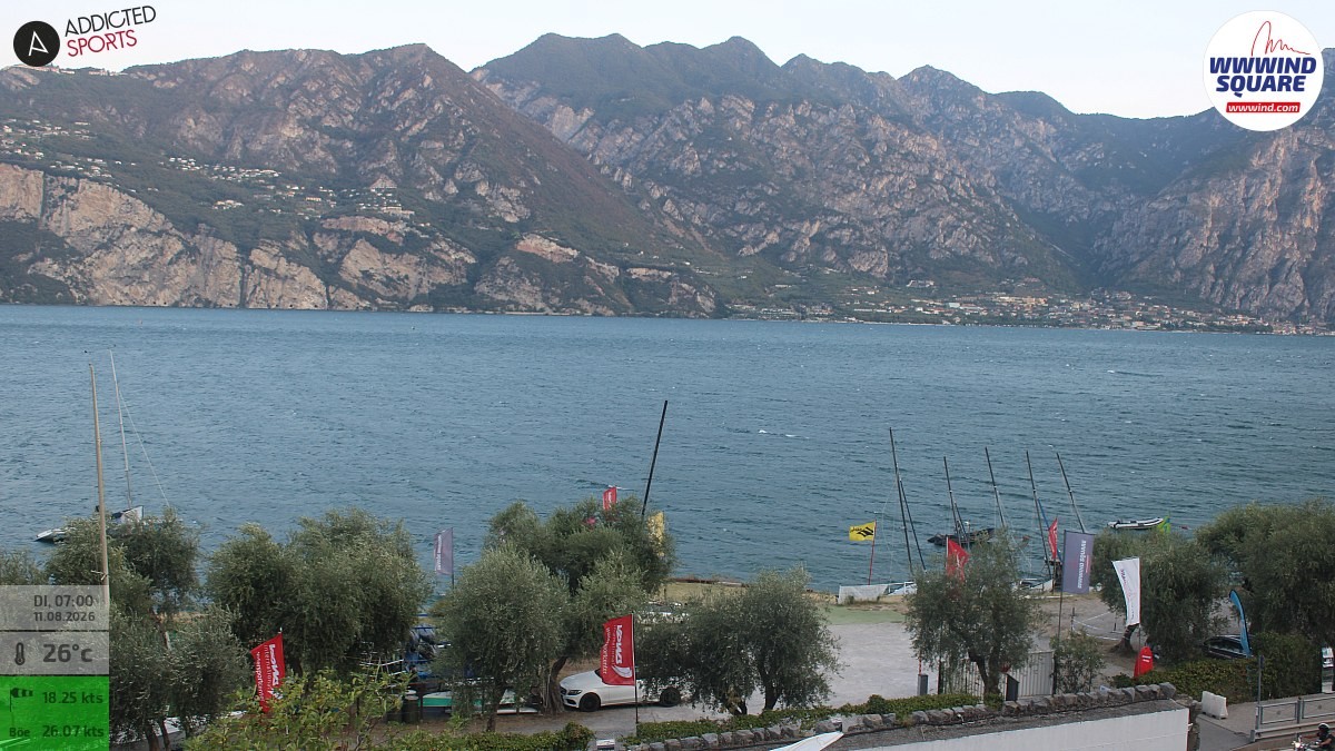 Archived image Webcam Lake Garda - Malcesine