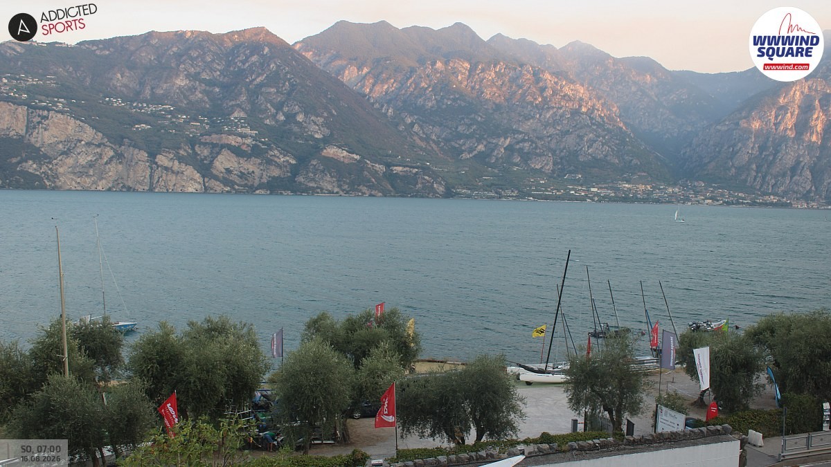 Archiv Foto Webcam Gardasee - Malcesine